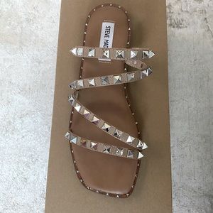 Steve Madden tan studded sandal